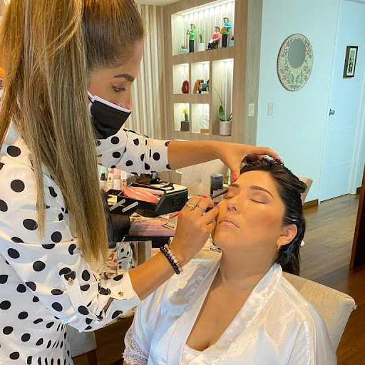 CHIO MAKEUP NOVIAS Y QUINCEAÑERAS DE LUJO