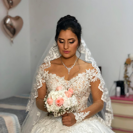 Maquillaje y Peinado para Novias, Quinceañeras y Eventos Sociales | VOY Tu Asesora de Belleza