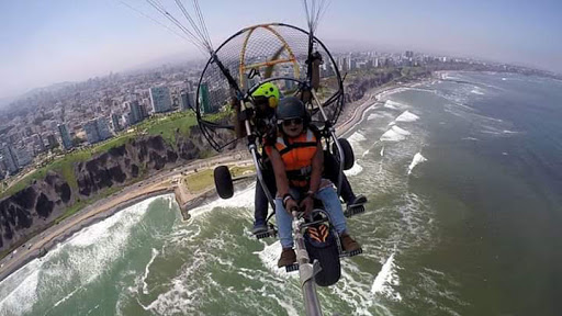 ARANIBAR AVIATION Parapente en Lima Peru