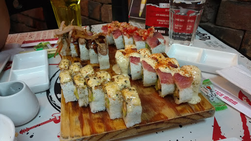 Roll Star Sushi Bar