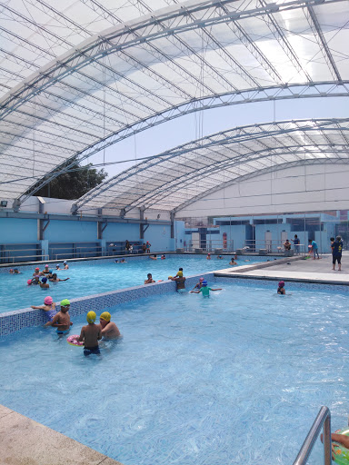 Piscina Municipal de Breña